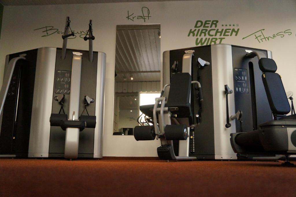 ホテル Kirchenwirt ライト・イム・アルプバッハタール エクステリア 写真